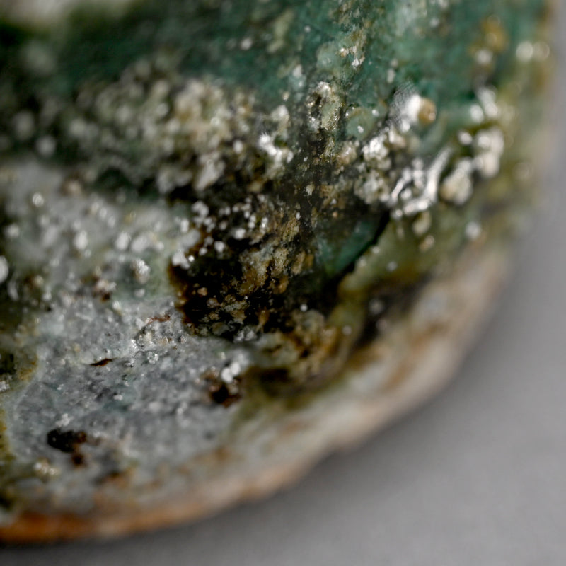 Iga Vase ー古谷 道生 “伊賀三角花入”