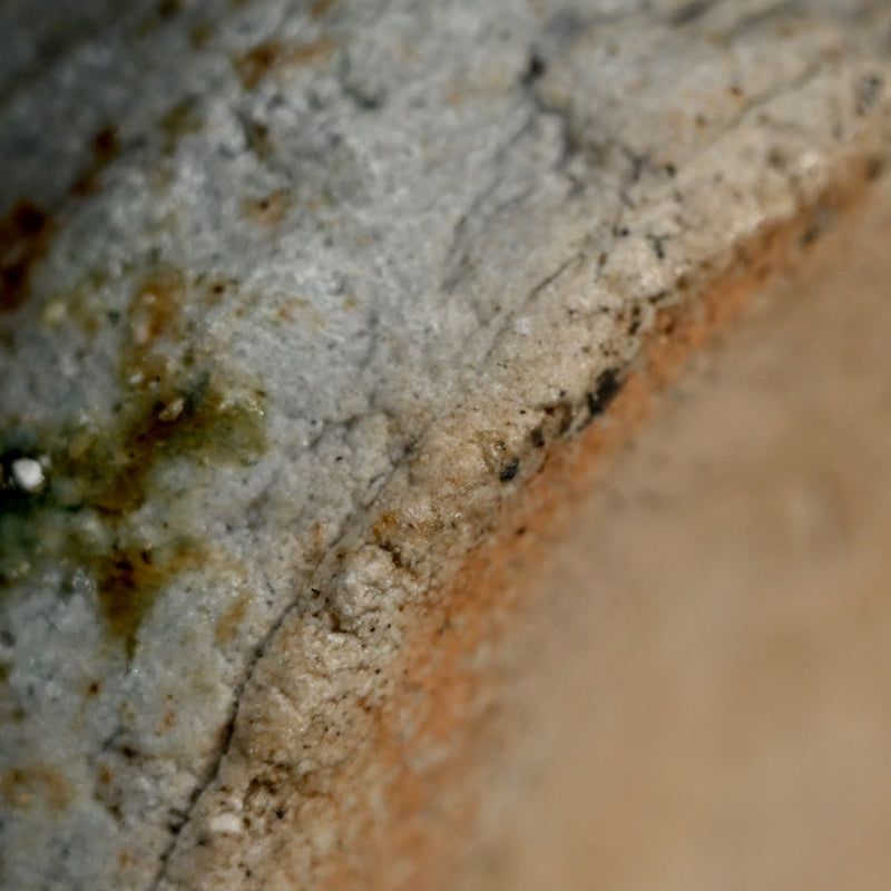 Iga Vase ー古谷 道生 “伊賀三角花入”