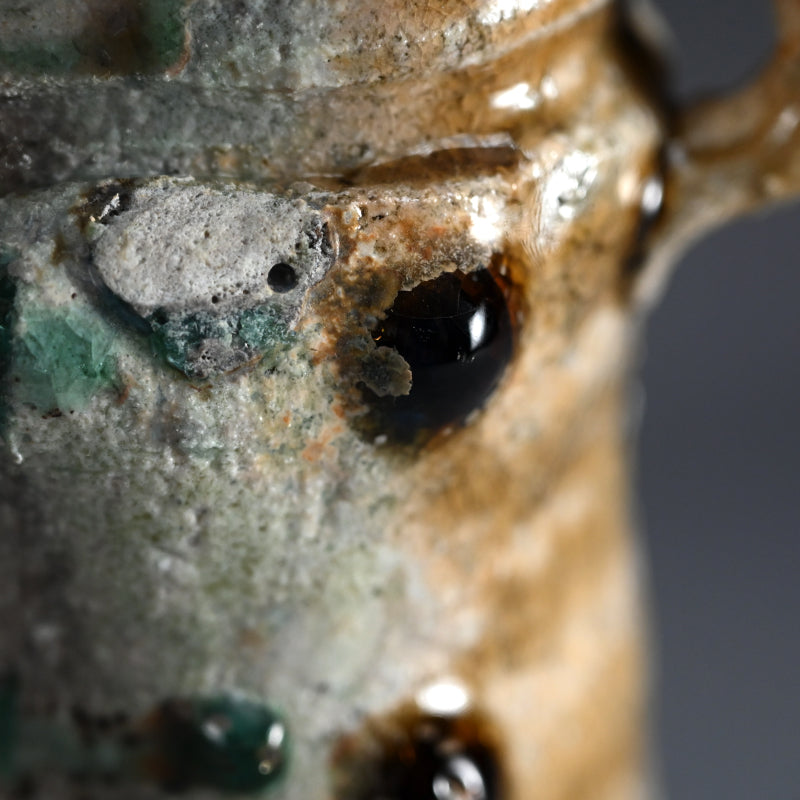 Iga Vase ー古谷 道生 “伊賀窯変花入”