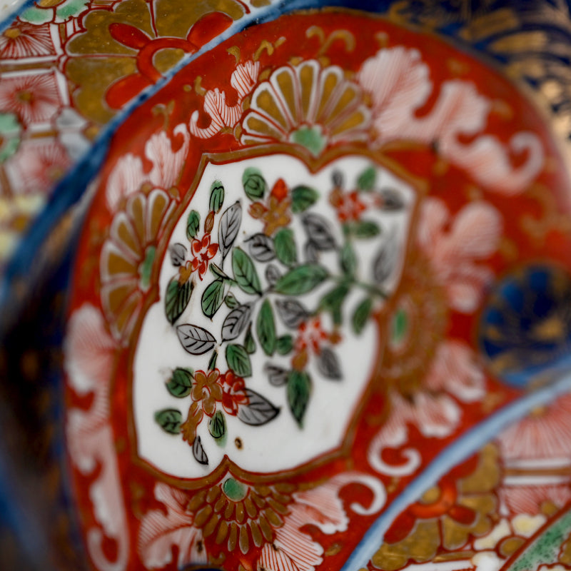 Unusual Edo p. Large Imari Porcelain Bowl