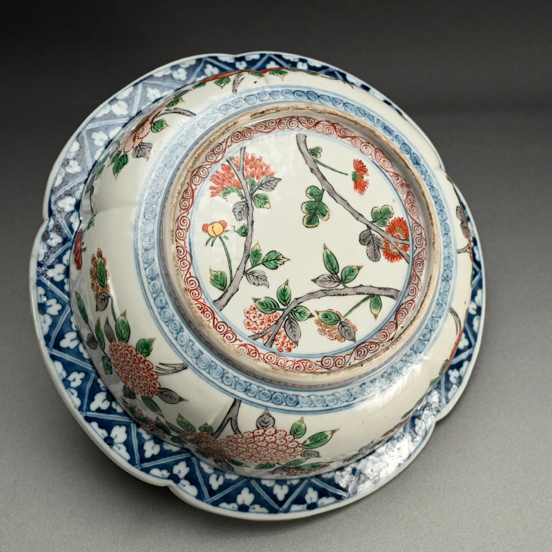 Unusual Edo p. Large Imari Porcelain Bowl