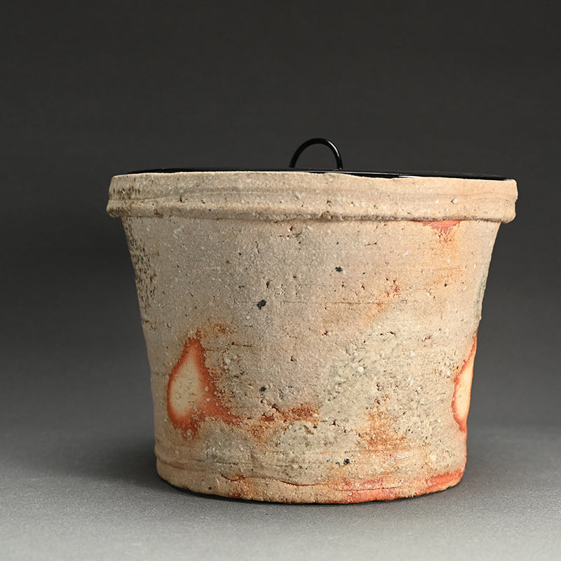 Contemporary Shigaraki Mizusashi ー古谷 道生 “信楽 鬼桶水指”