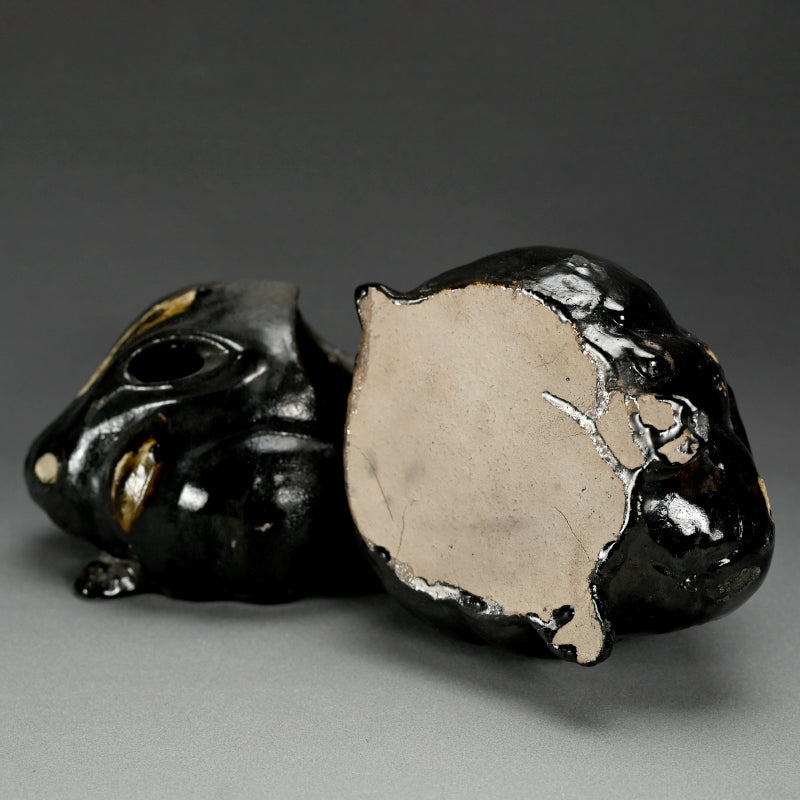 Pair Antique Japanese Black Raku Rabbits by Ennosai  ー黒楽兎手炉