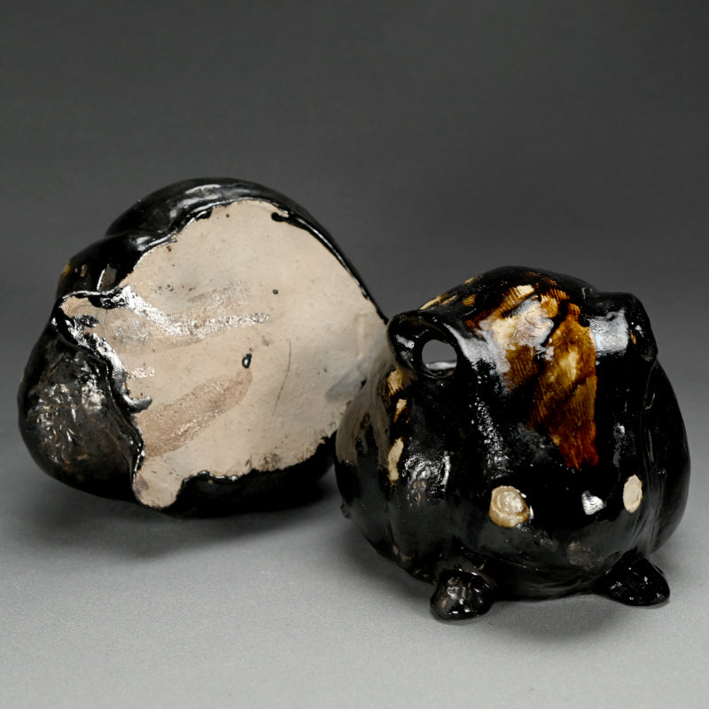 Pair Antique Japanese Black Raku Rabbits by Ennosai  ー黒楽兎手炉