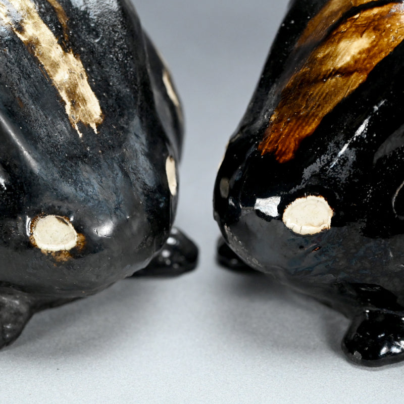 Pair Antique Japanese Black Raku Rabbits by Ennosai  ー黒楽兎手炉