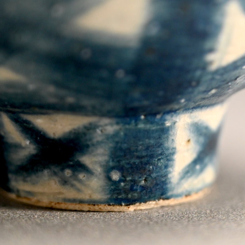 Contemporary Ceramic Mizusashi E ー福島 寛子 “呉須絵茶碗”