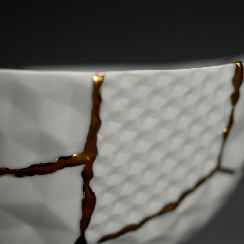 Kintsugi Porcelain Chawan Tea Bowl ー堀 貴春 "茶碗"