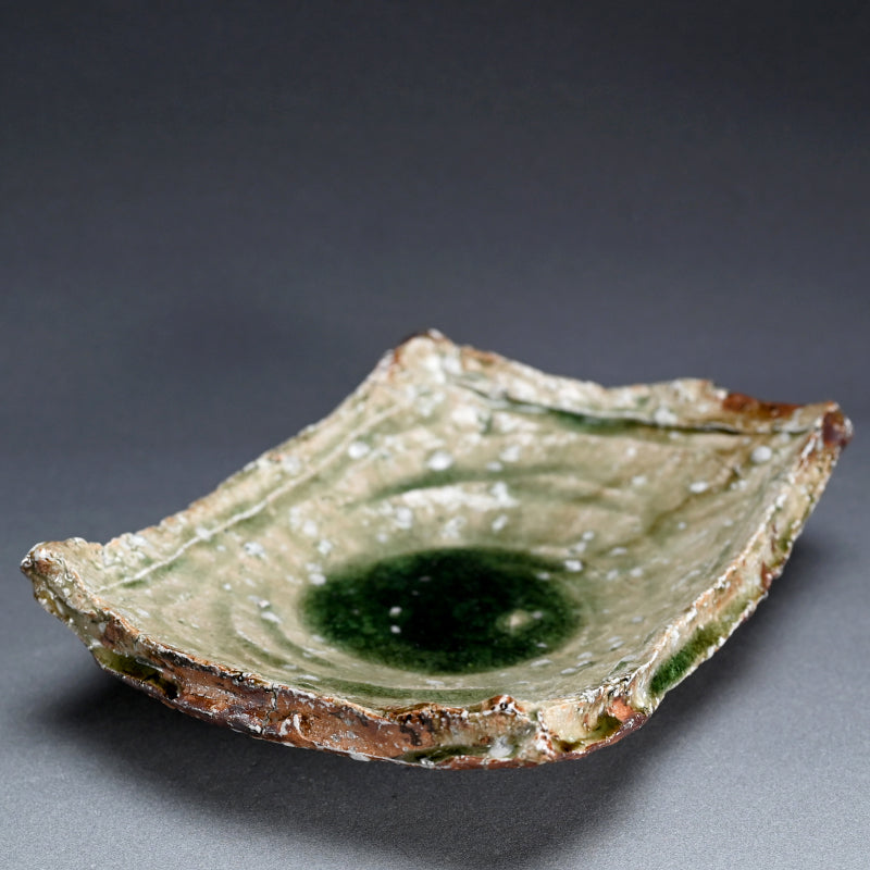 Ash Glazed Kakuzara Squared Plate ー村越 琢磨 “灰釉 轆轤 角皿”