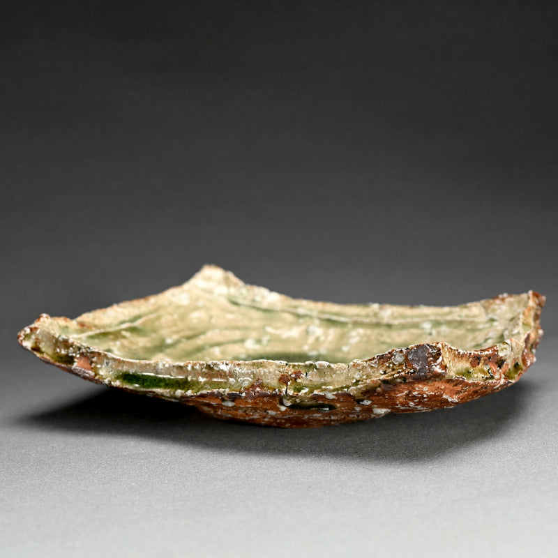Ash Glazed Kakuzara Squared Plate ー村越 琢磨 “灰釉 轆轤 角皿”