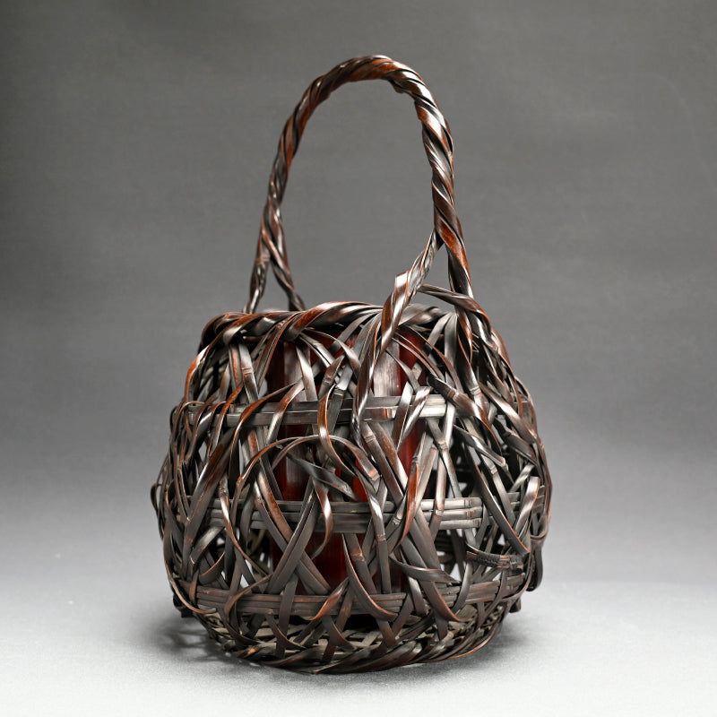 Bamboo Basket ー竹雲斎 “花籃”