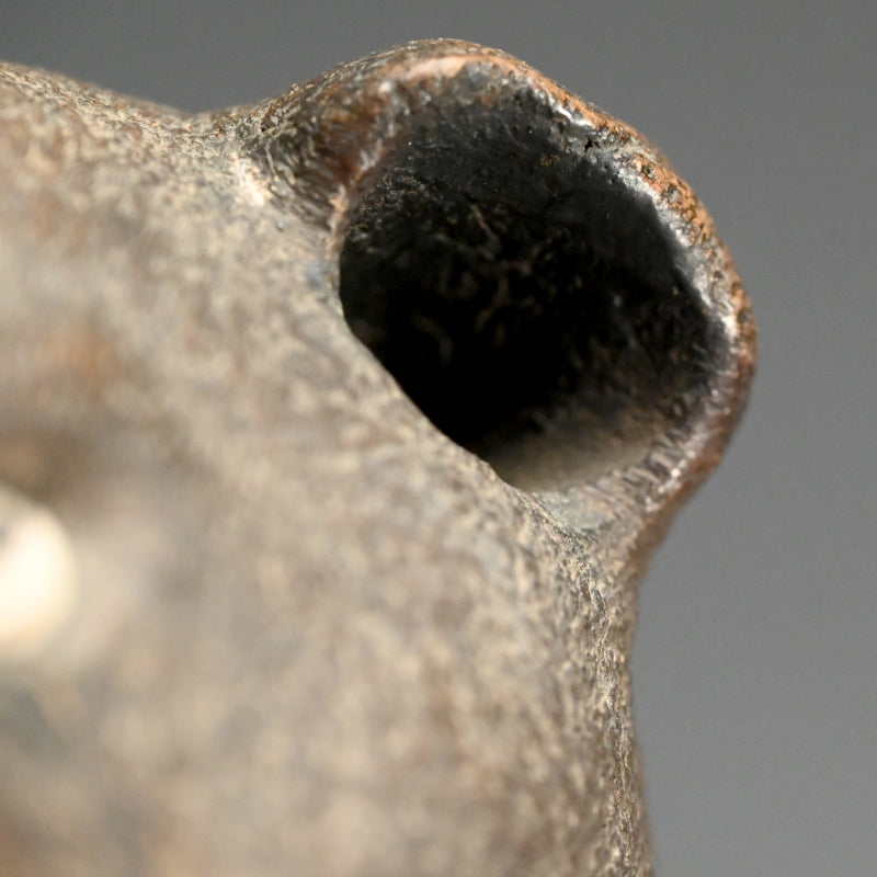 Edo p. Figurine by Ninnami Dohachi, Tanuki dressed as Priest