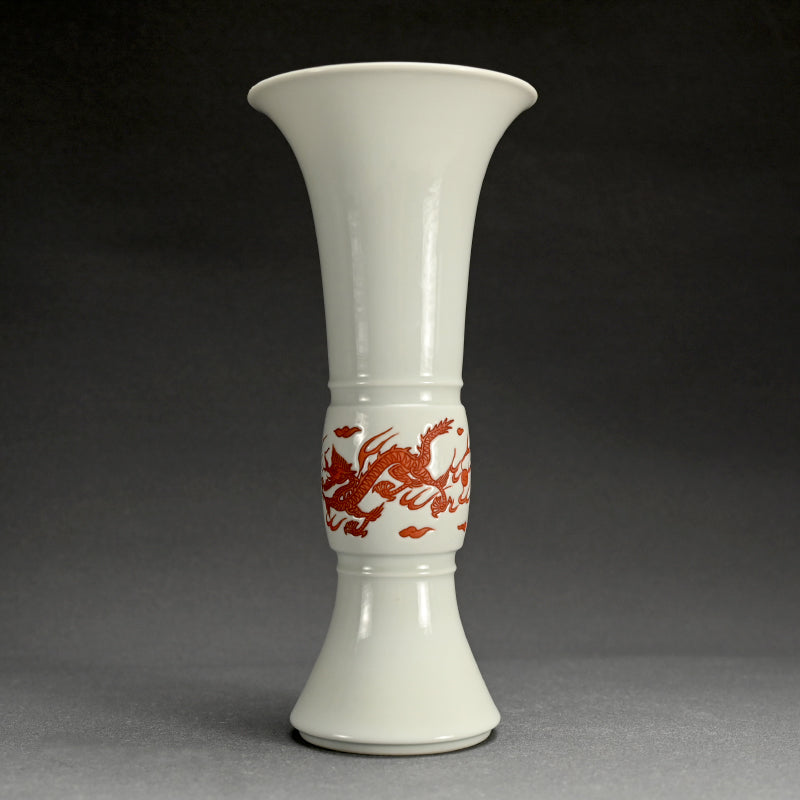 Fantastic Porcelain Gu Vase ー大丸 北峰 "金黄釉蝉紋刻花瓶"