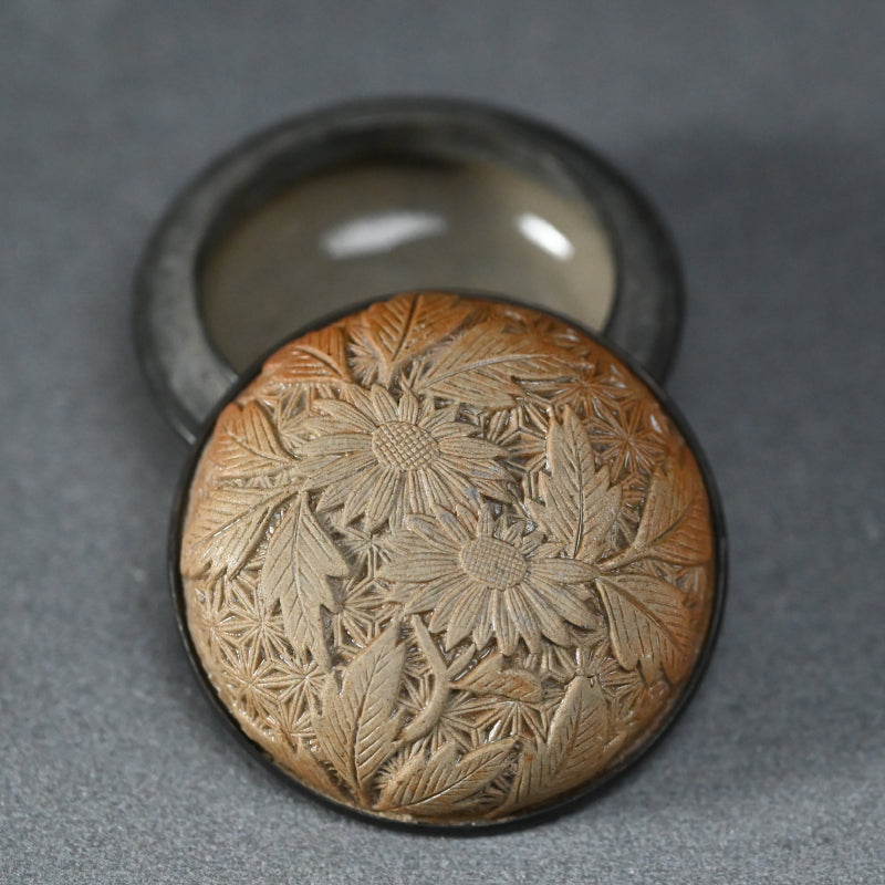 Exquisite Carved Floral Bizen Ceramkic Kogo Incense Case