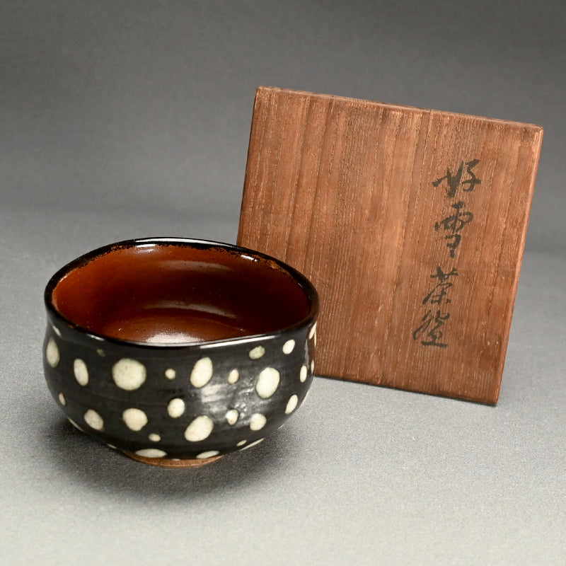 Maccha Green Tea Chawan by Zoroku ー蔵六 “好雪茶盌”