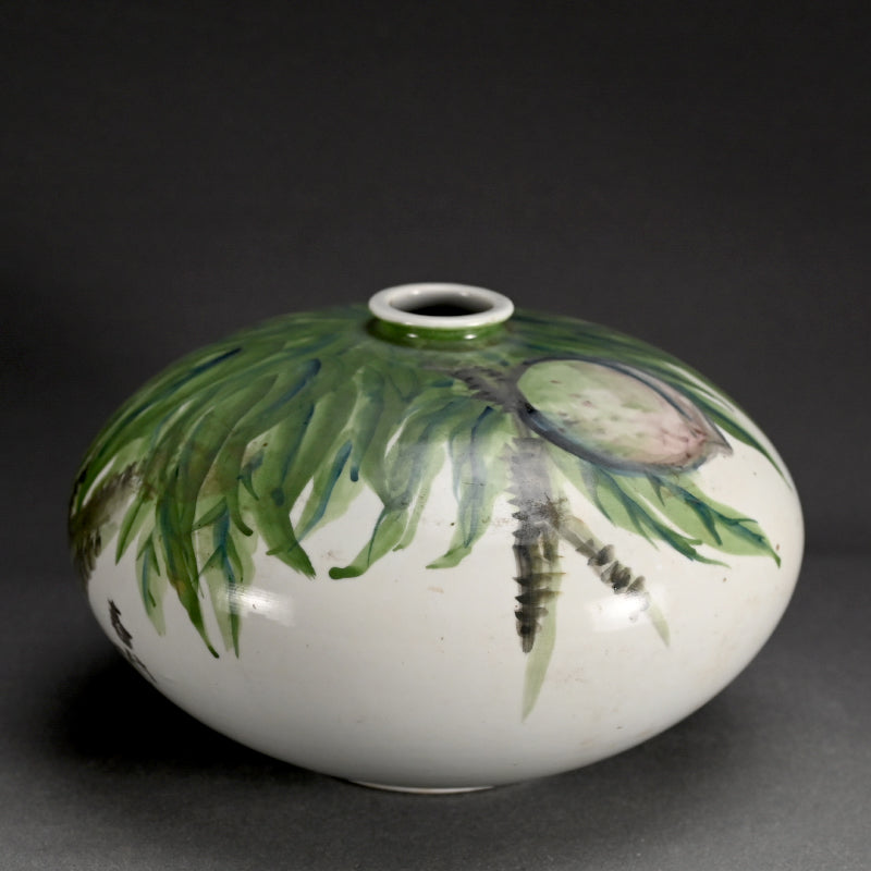 Taisho period Japanese Ceramic Vase, Peaches ー光雲 “桃果飾壺“
