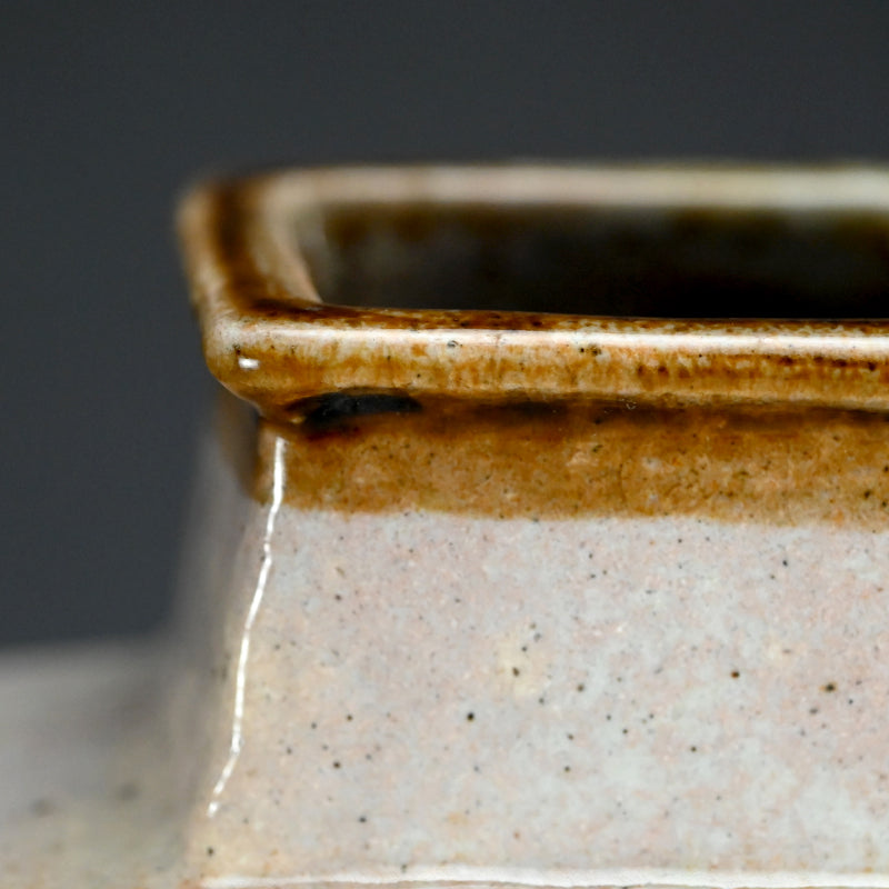 Large Vase Hana-mon Henkoー河井 寬次郎 "花文扁壺"