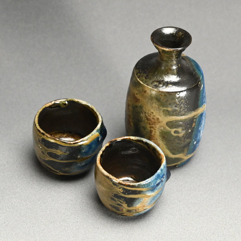 Contemporary Ao-Bizen Sake Set ー馬場 隆志 “窯変蒼酒器揃”