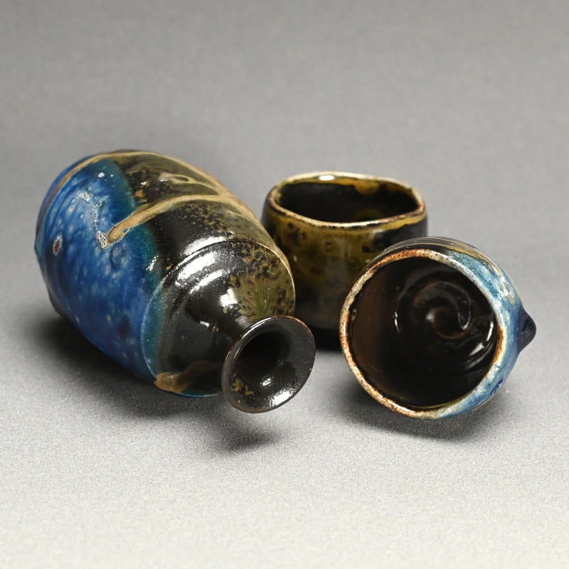 Contemporary Ao-Bizen Sake Set ー馬場 隆志 “窯変蒼酒器揃”