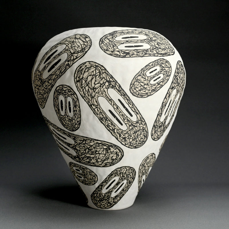 Rare Large Ceramic Vase ー鈴木 優作 “面長さん”