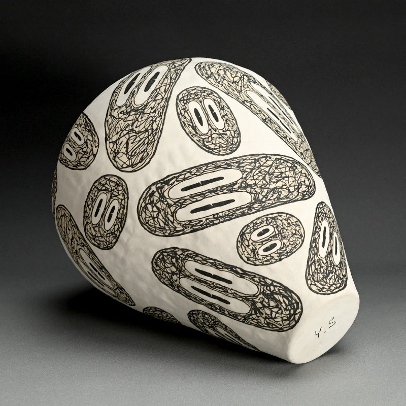 Rare Large Ceramic Vase ー鈴木 優作 “面長さん”