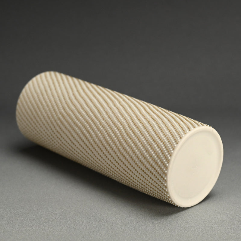 Ceramic Vase ー岡安 真美 “草木”