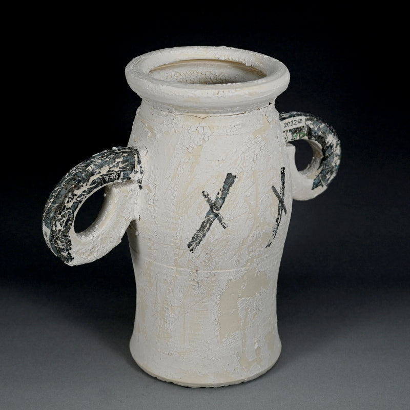 Contemporary Ceramic Vase ー伊勢崎 陽太郎 “xxi シバノ戸”