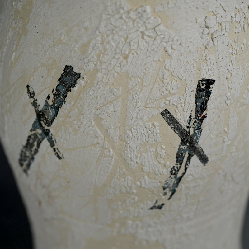 Contemporary Ceramic Vase ー伊勢崎 陽太郎 “xxi シバノ戸”