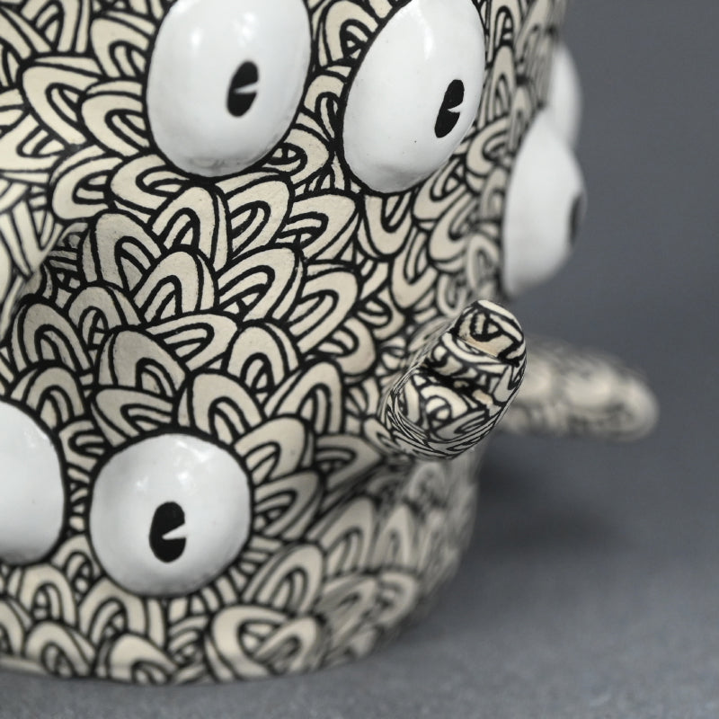 Contemporary Ceramic Cup ー鈴木 優作 “どっちがどっち?”