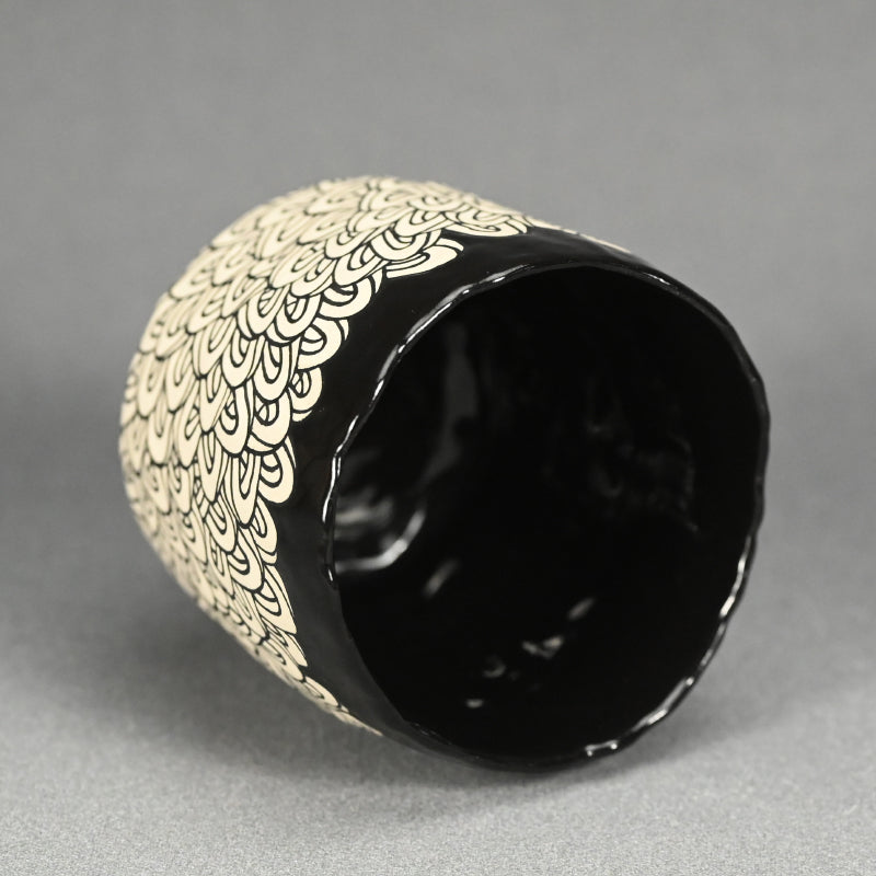 Contemporary Ceramic Tea Cup ー鈴木 優作 “忍法茶碗隠れ”