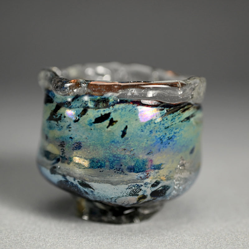 Glass Guinomi Sake Cup ー奥島 圭二 "玻璃髹漆盃箔押"