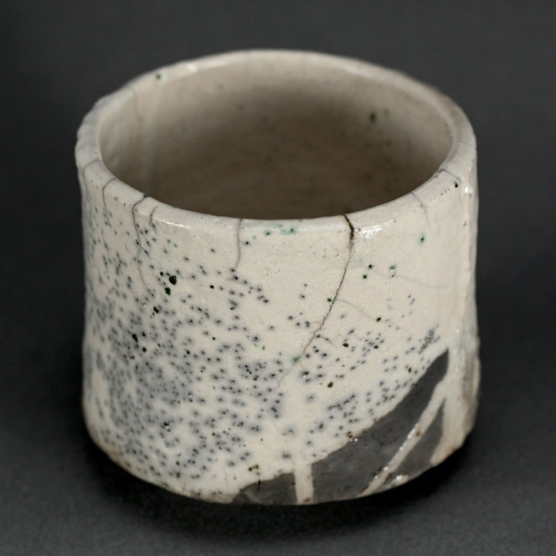 Shiro Raku Chawan Tea Bowl (Tsutsu) ー橋本 知成 “白楽茶碗”