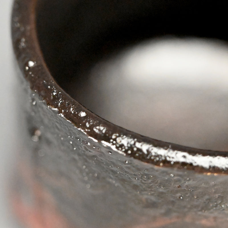 Stellar Black Raku Chawan ー橋本 知成 “楽焼窯変筒茶碗”