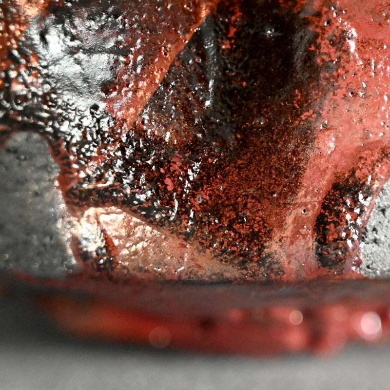 Stellar Black Raku Chawan ー橋本 知成 “楽焼窯変筒茶碗”