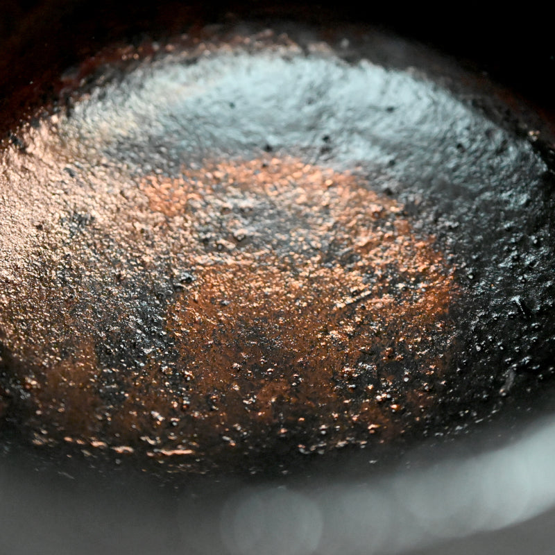 Stellar Black Raku Chawan ー橋本 知成 “楽焼窯変筒茶碗”