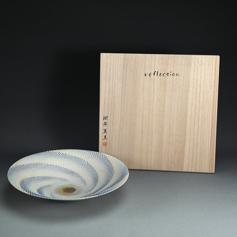 Ceramic Plate ー岡安 真美 “reflection”