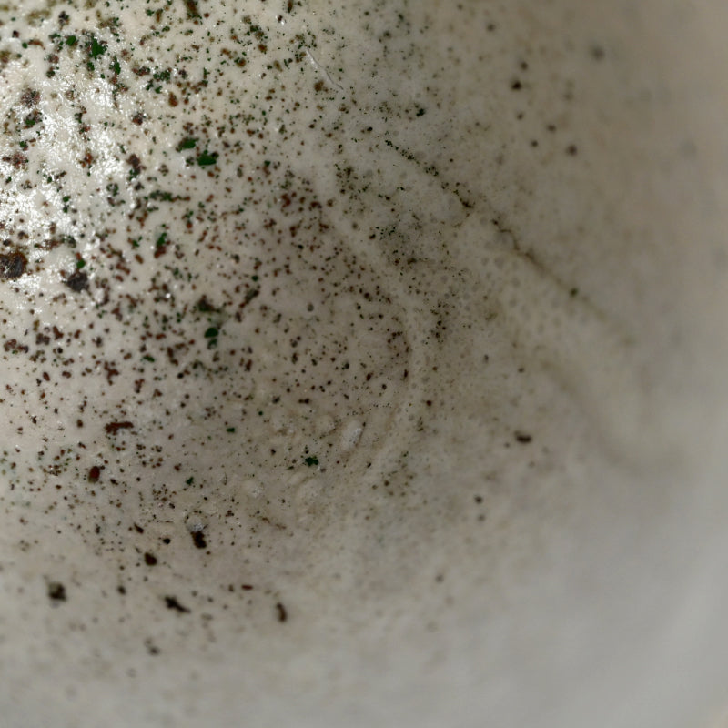 White Raku Chawan Tea Bowl ー橋本 知成 “白楽筒茶碗”