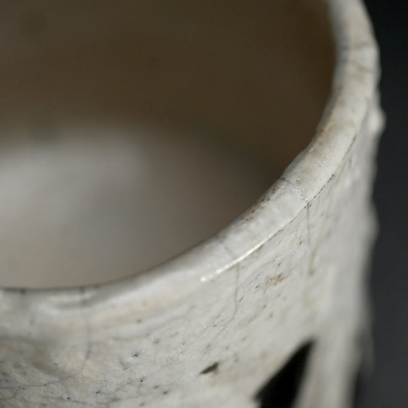 Shiro Raku Chawan Tea Bowl ー橋本 知成 "白楽筒茶碗"