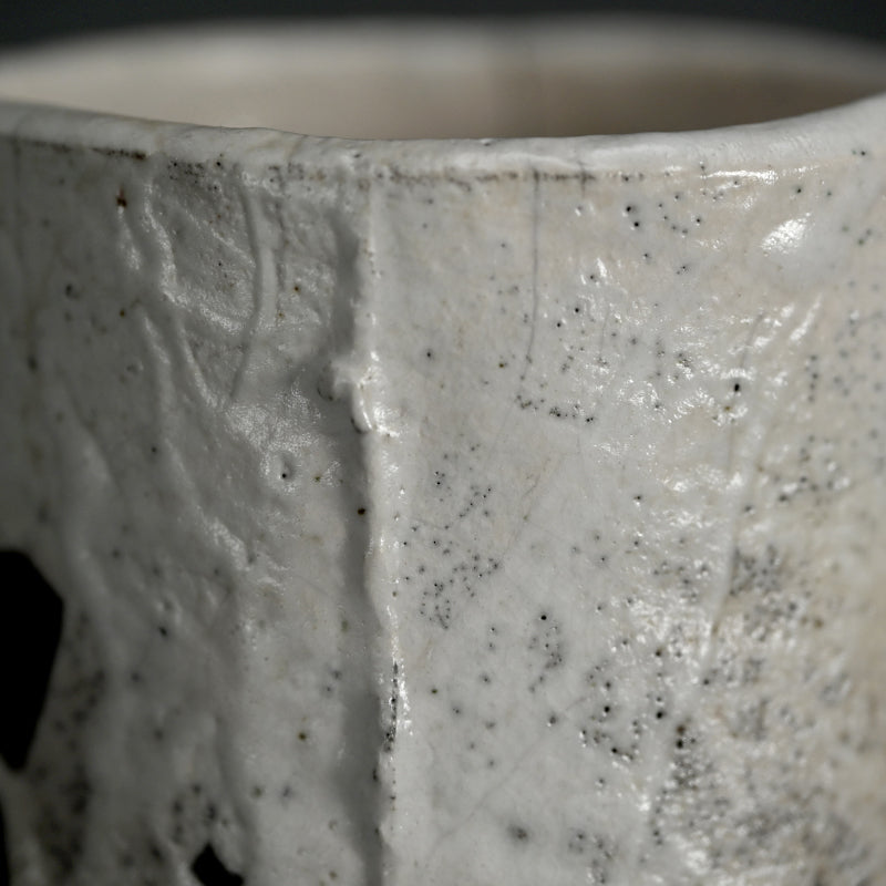 Shiro Raku Chawan Tea Bowl ー橋本 知成 "白楽筒茶碗"