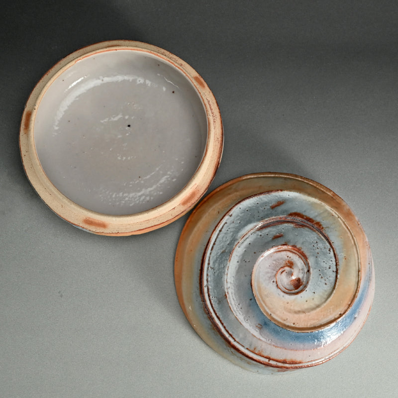 Swirling Contemporary Ceramic Box ー十四代 加藤 康景 "志野陶筥"