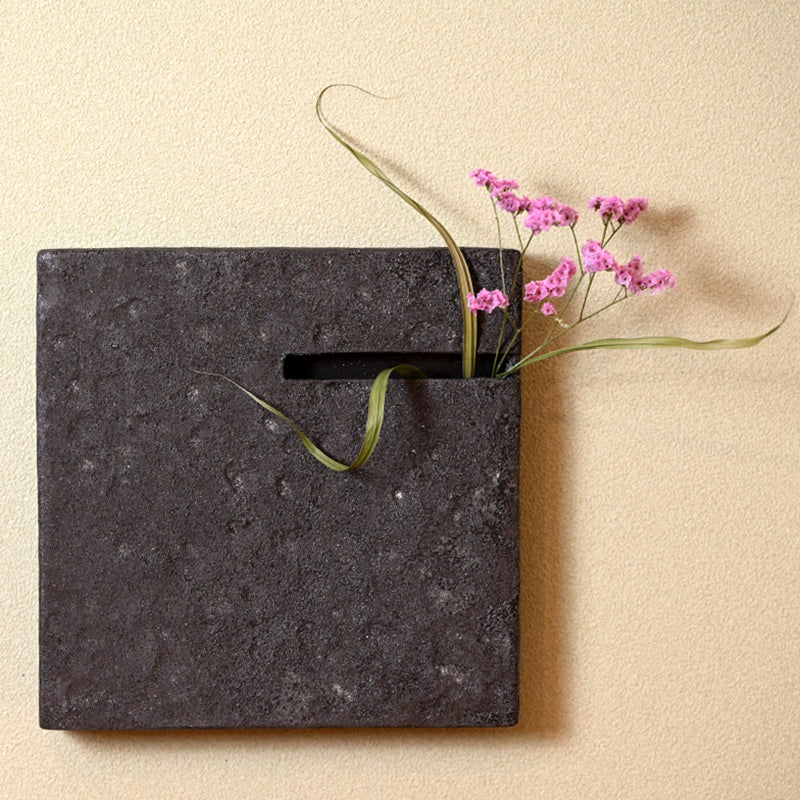 Stylish Kakehana Wall Vase ー竹内 紘三 "掛花"