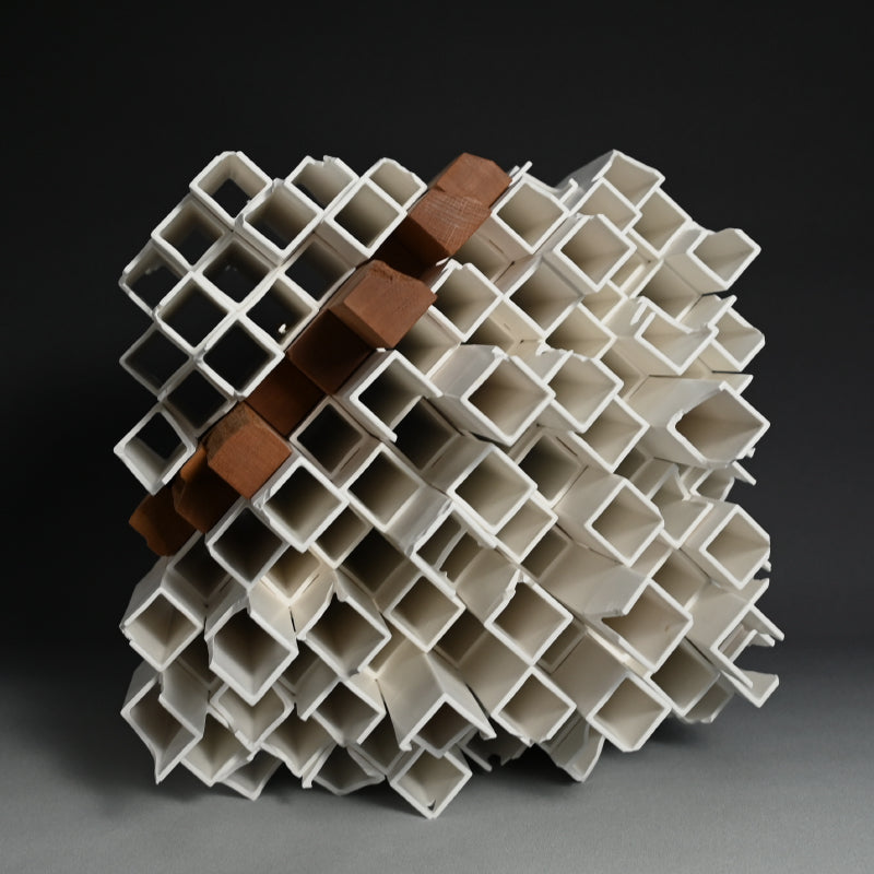 “Modern Remains There” Ceramic Sculpture ー竹内 紘三