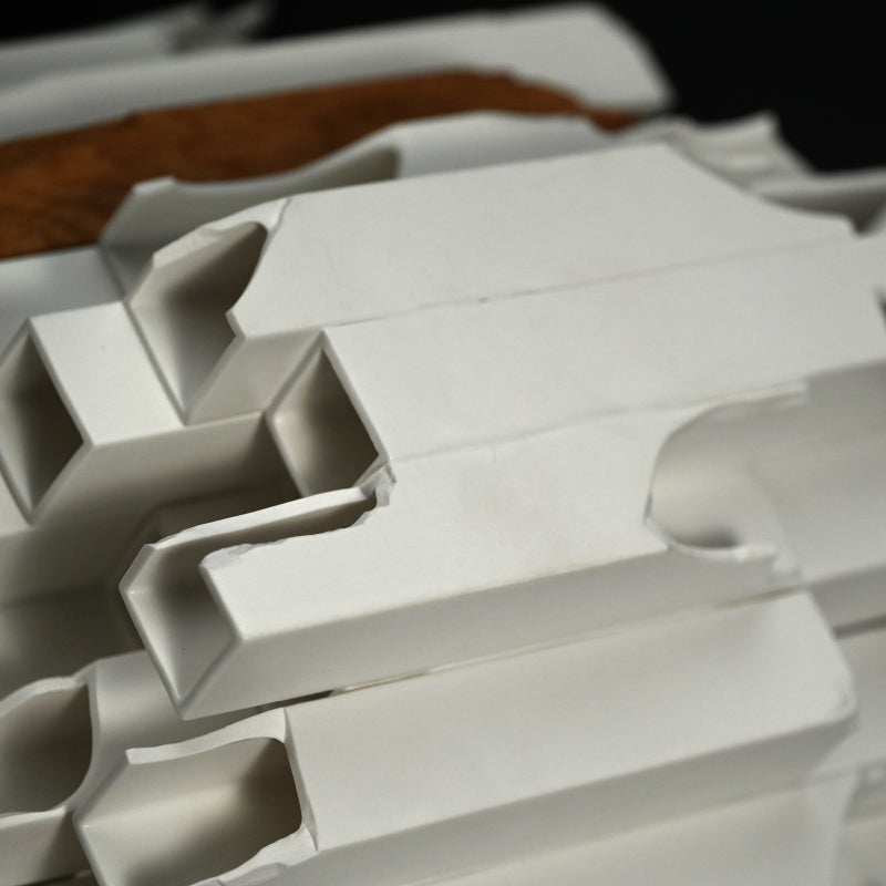 “Modern Remains There” Ceramic Sculpture ー竹内 紘三