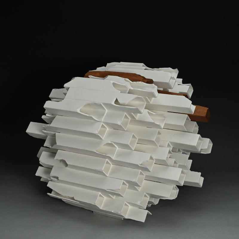 “Modern Remains There” Ceramic Sculpture ー竹内 紘三