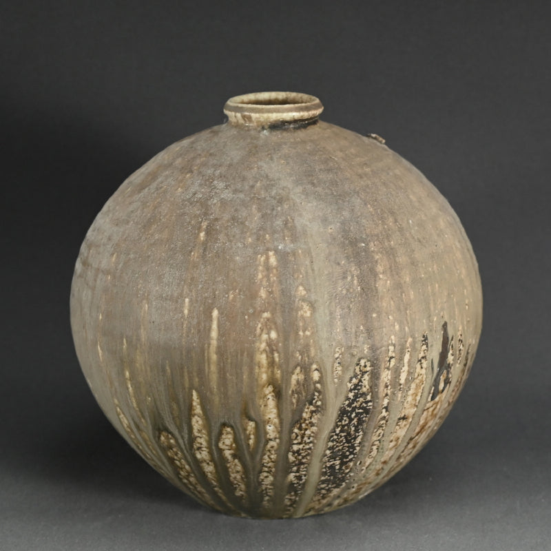 Ujoyaki Natural Ash Glaze Vase ー今井 理佳 "自然釉 壺" 銘 老瀑