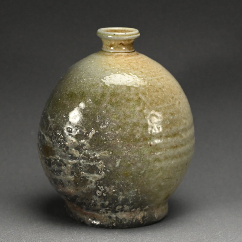 Natural Ash Glazed Vase ー今井理佳 "自然釉 扁壺"