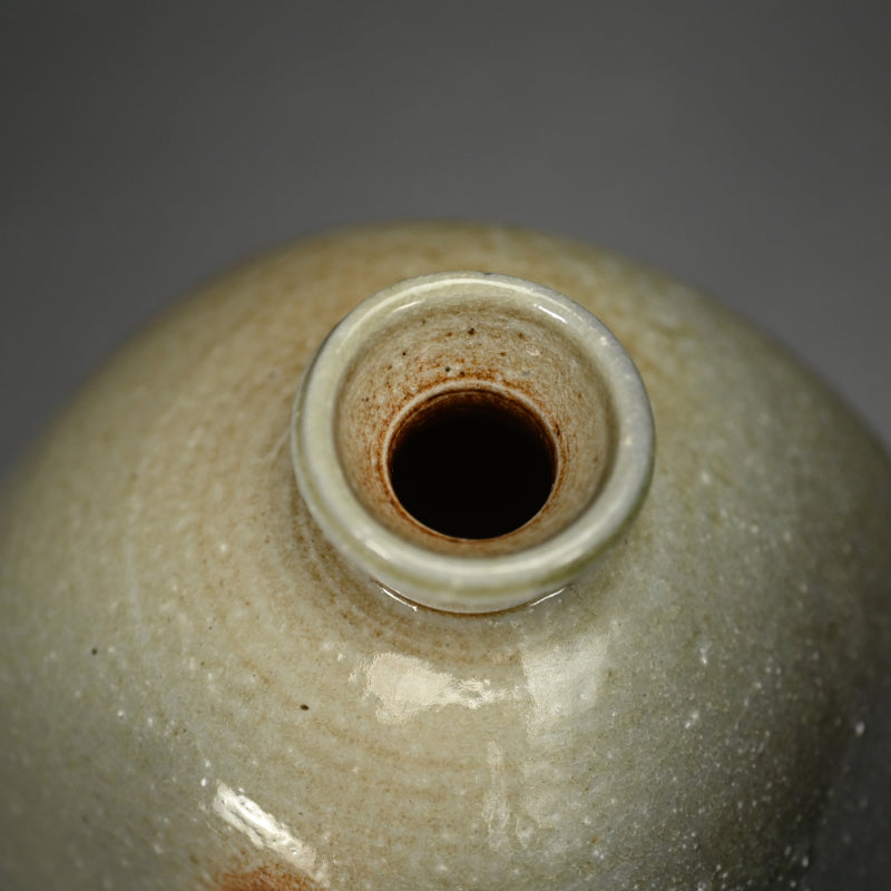 Natural Ash Glazed Vase ー今井理佳 "自然釉 扁壺"