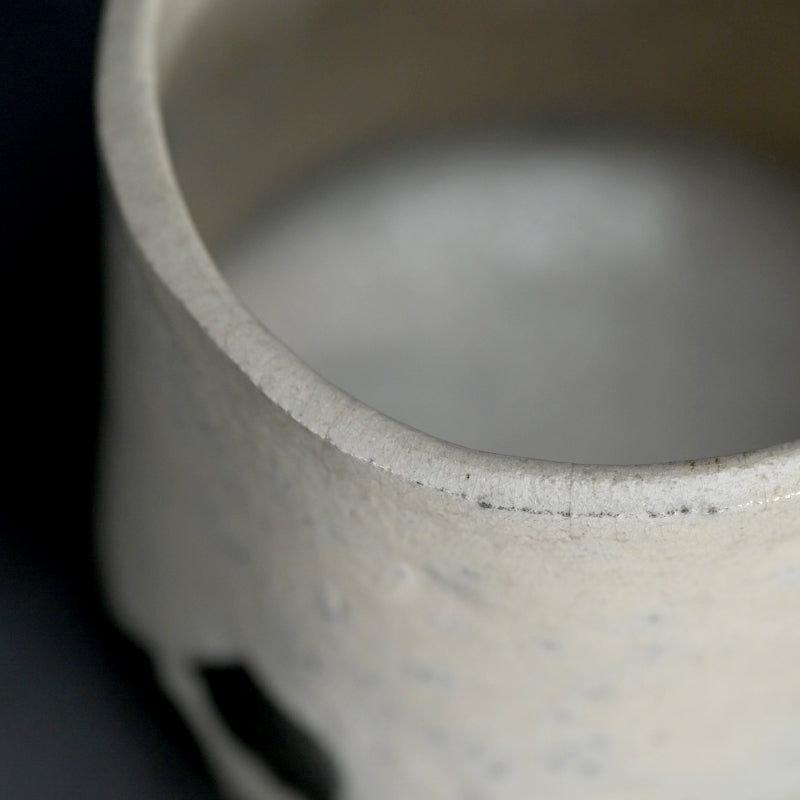Shiro Raku Chawan Tea Bowl ー橋本 知成 "白楽筒茶碗"