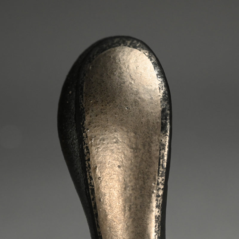 Contemporary Silver Pottery Vessel ー柳原睦夫 "ギン オリベ ペロット瓶"