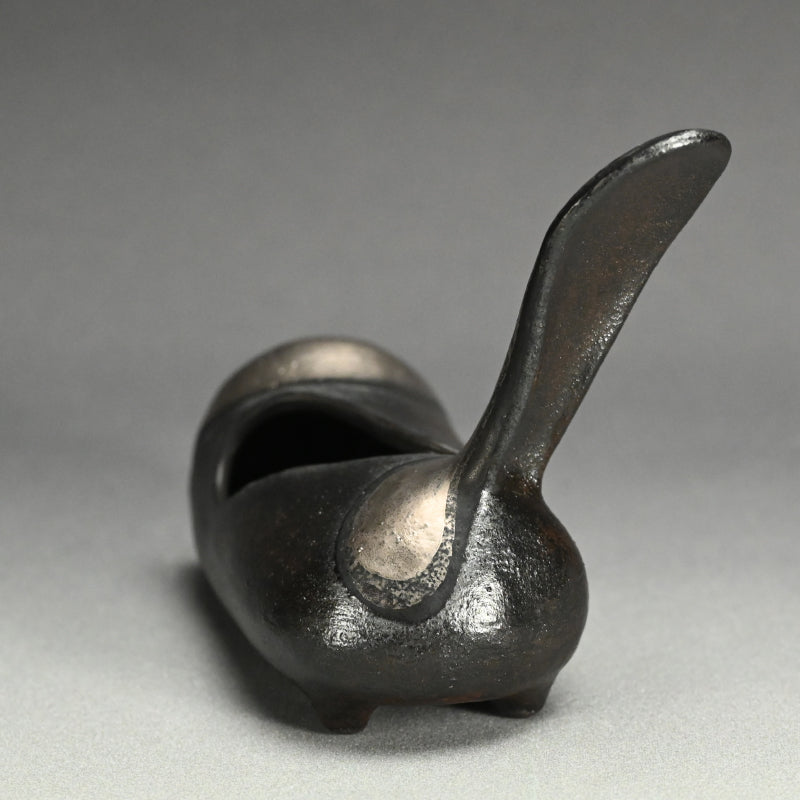 Contemporary Silver Pottery Vessel ー柳原睦夫 "ギン オリベ ペロット瓶"