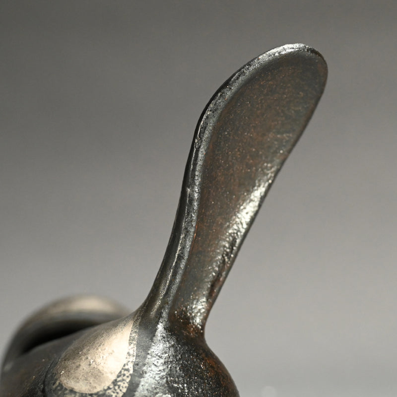Contemporary Silver Pottery Vessel ー柳原睦夫 "ギン オリベ ペロット瓶"